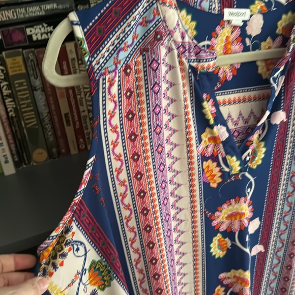 FLASH SALE! $5 2x Westport sleeveless blouse - Picture 2 of 5